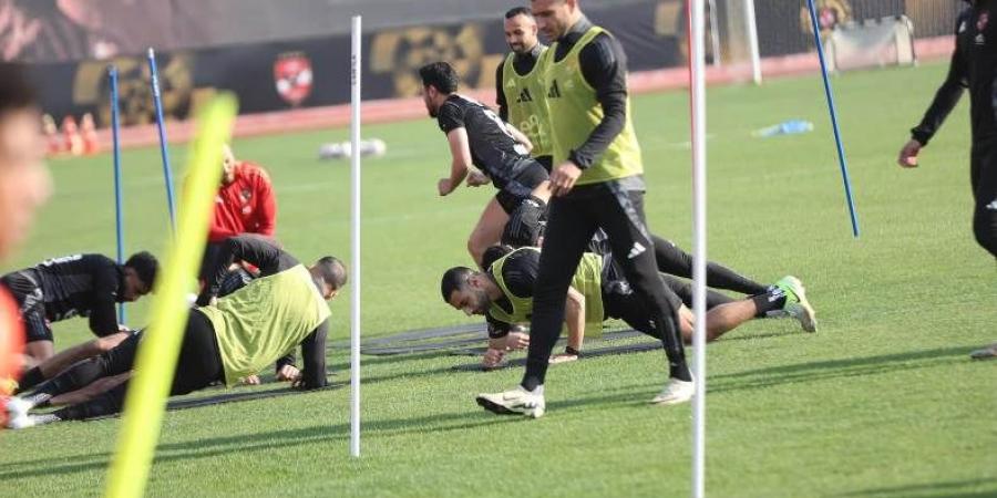 تفاصيل مران الأهلي الأول استعدادًا لمباراة القمة أمام الزمالك