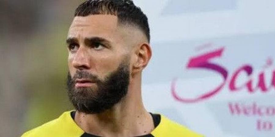 بنزيما: رونالدو أفضل لاعب في التاريخ