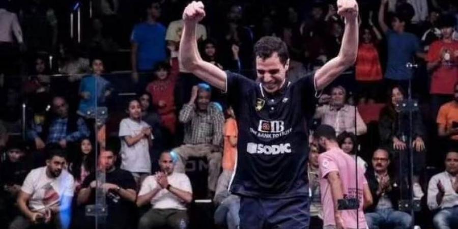 علي فرج وأمينة عرفي يحصدان جائزة الأفضل في أبريل من رابطة محترفي الاسكواش