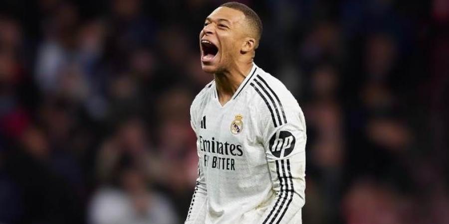مبابي عقدة البارسا قبل موقعة الكلاسيكو.. قائد آمال ريال مدريد (تقارير)