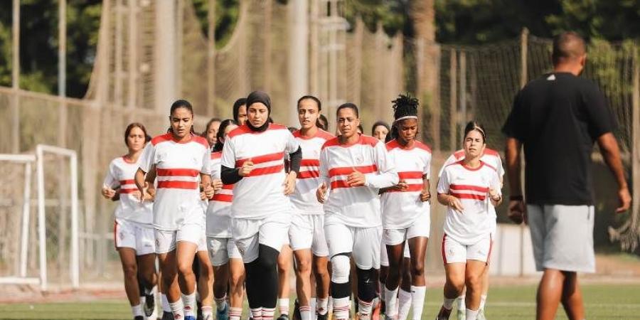 عادل حسين يطالب إدارة الزمالك يتجديد عقود 8 لاعبات خوفًا من الرحيل المجاني.. خاص
