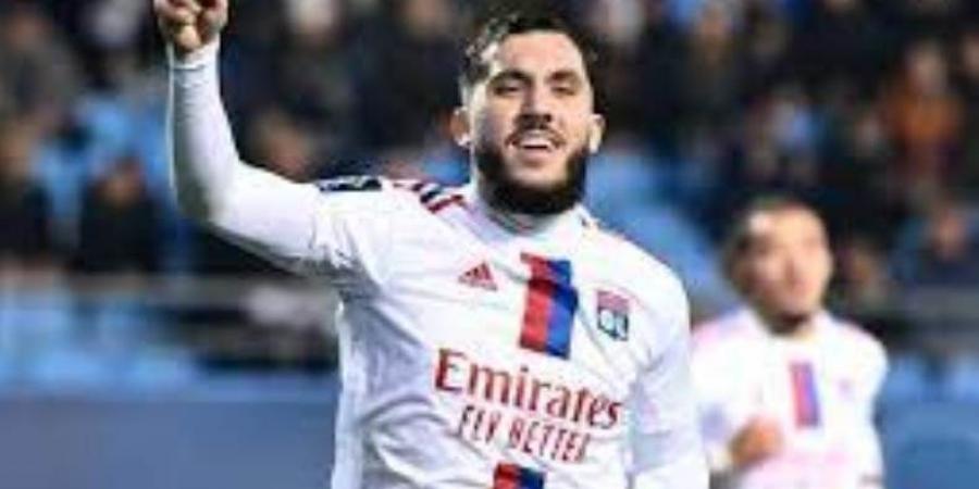 مانشستر سيتي يقترب من حسم صفقة الفرنسي ريان شرقي لاعب وسط ليون