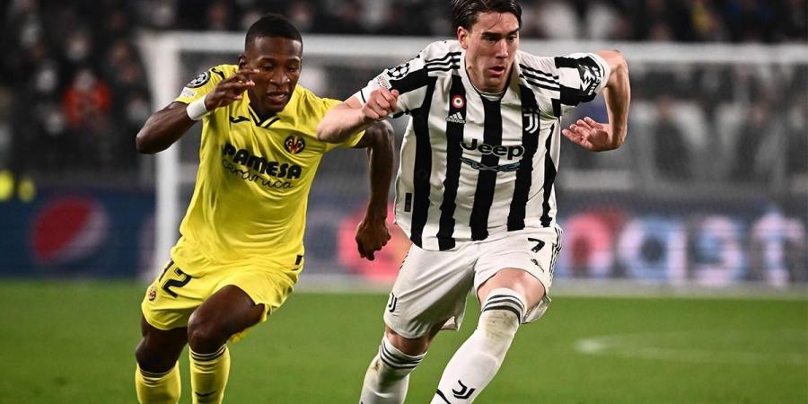 Barcelona eye Juventus stars after Italian side hit by 15 point deduction