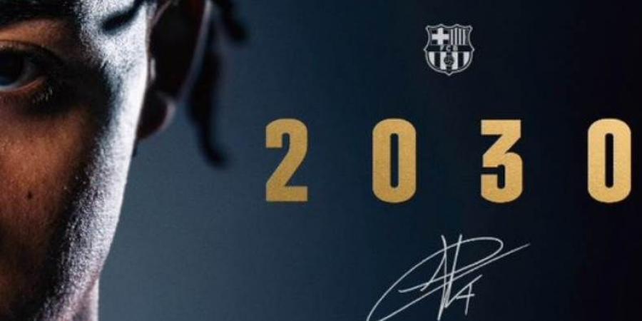 رسميًا.. برشلونة يُجدد عقد كوندي حتى 2030