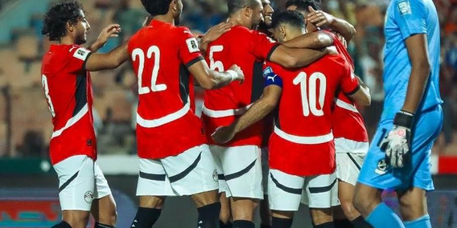 أحمد الشيخ: صلاح ومرموش "واجهة" الكرة المصرية.. وحسام حسن قادر على التأهل للمونديال