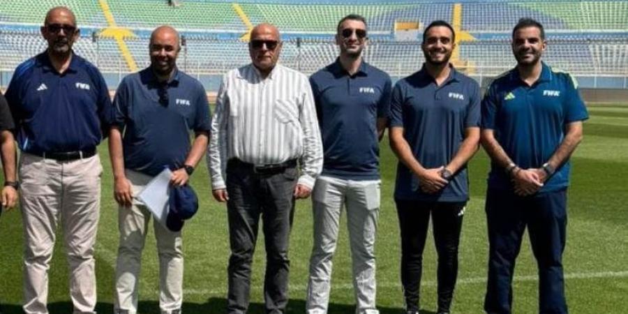 فيفا يعاين ستاد الدفاع الجوي قبل قمة بيراميدز وأوكلاند في كأس الإنتركونتيننتال