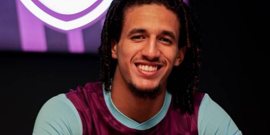 "بـ مليون دينار".. حنبعل المجبري يتبرع بعقار لـ جمعية أطفال تونسية