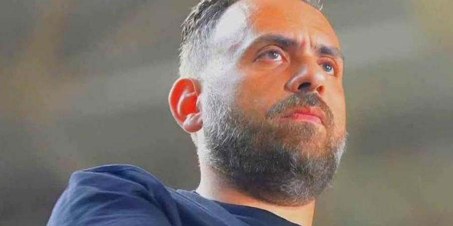 جون إدوارد يدشَّن صفحته الرسمية على "فيس بوك"