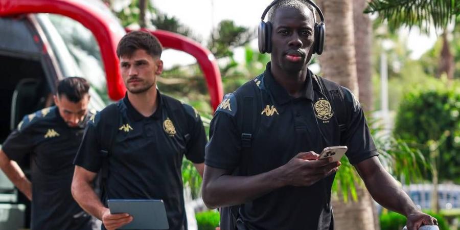 الوداد يصل الرباط استعداداً لمواجهة اتحاد يعقوب المنصور