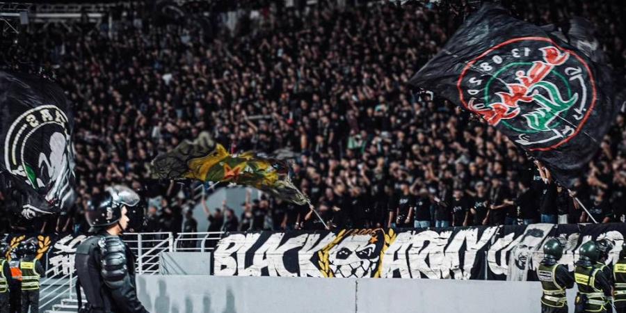 بلاك أرمي: "نعلن عدم حضورنا في مباراة اليوم أمام اتحاد طنجة بسبب التطورات التي تشهدها بلادنا"