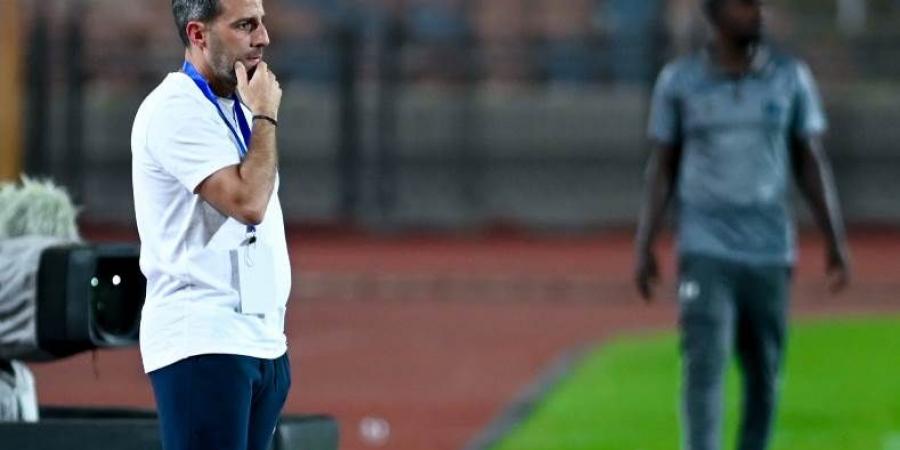 فيريرا يُحاضر لاعبي الزمالك قبل مران اليوم استعدادًا للقاء العودة أمام ديكيداها