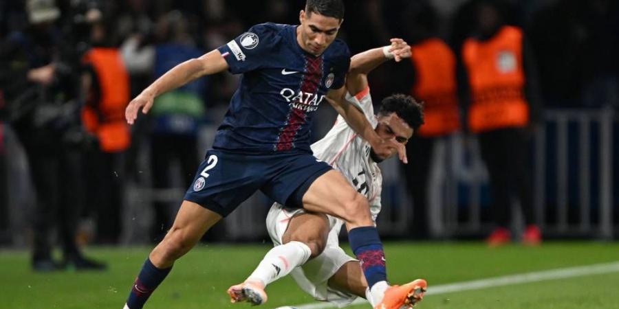 رسميا/ سان جيرمان يعلن إصابة حكيمي بالتواء حاد في الكاحل الأيسر دون تحديد مدة غيابه عن الملاعب