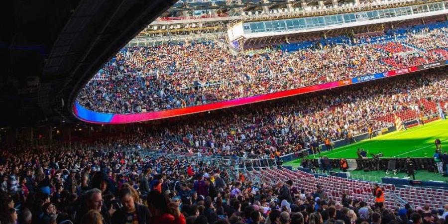 عودة أسطورية.. ملعب "كامب نو" يفتح أبوابه من جديد وسط مشهد تاريخي لعشاق برشلونة "فيديو"