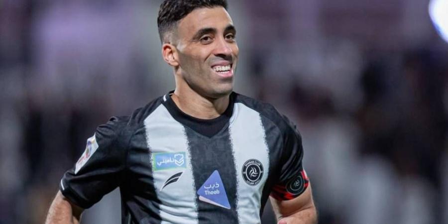 تنسيق طبي وفني بين الشباب السعودي والمنتخب المغربي لتجهيز حمد الله للعودة إلى الميادين