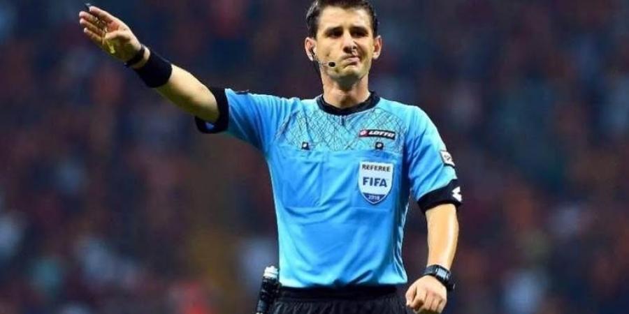 تأكيدا لـ"كورة بلس" طاقم تحكيم تركي بقيادة خليل أوموت لنهائي السوبر بين الأهلي والزمالك
