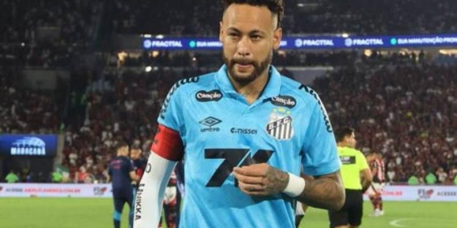 نيمار بمرمى الانتقادات.. أسطورة سانتوس تهاجمه بعنف بعد الخسارة أمام فلامنجو