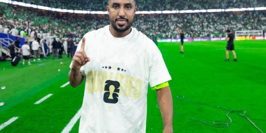 سالم الدوسري وكادش يخضعان لتدريبات خاصة في معسكر الأخضر بجدة