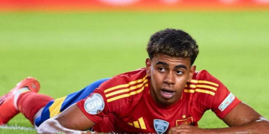 دي لا فوينتي يستبدل لامين يامال بلاعب من أكاديمية ريال مدريد بقائمة منتخب إسبانيا