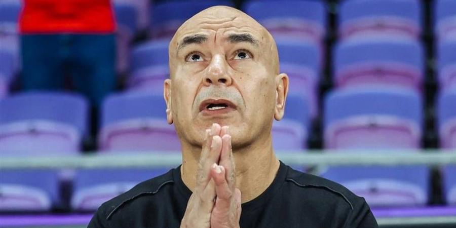 حسام حسن: "المغرب يتوفر على قائمة يمكن أن تُكوّن ثلاثة منتخبات كاملة لكن عندما يغيب حكيمي يتأثرون فكيف تتم مقارنة ذلك بمصر؟"