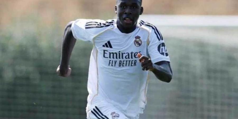 "بعد إصابة مدافعي الفريق".. ريال مدريد يحاول إنقاذ الموسم من فريق الشباب