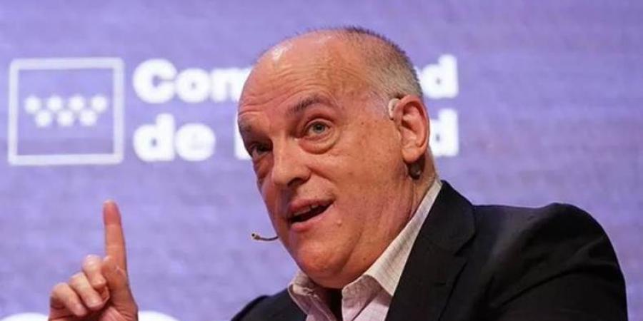 تيباس ردًا على بيريز: يتحدث بلهجة كلها تعصب ويعتقد أنه الوحيد الذي يمتلك الحقيقة