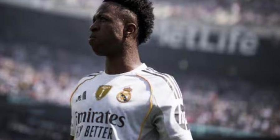 ذا أثلتيك: فينيسيوس يرفض عرض ريال مدريد ويطلب عقدًا تاريخيًا