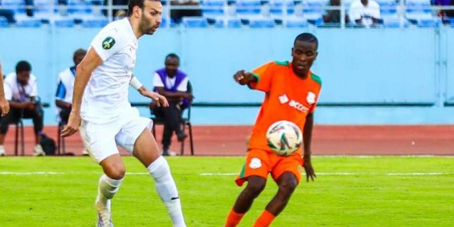 ثنائي المصري يغادران زامبيا للانضمام لمعسكر المنتخب في كأس العرب