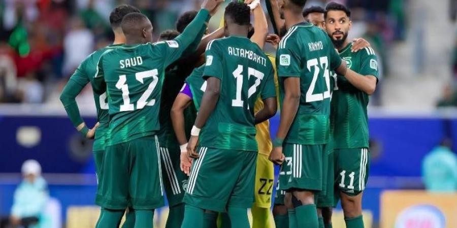 السعودية تواجه عمان في قمة خليجية قوية باستهلال مشوارها في كأس العرب 2025