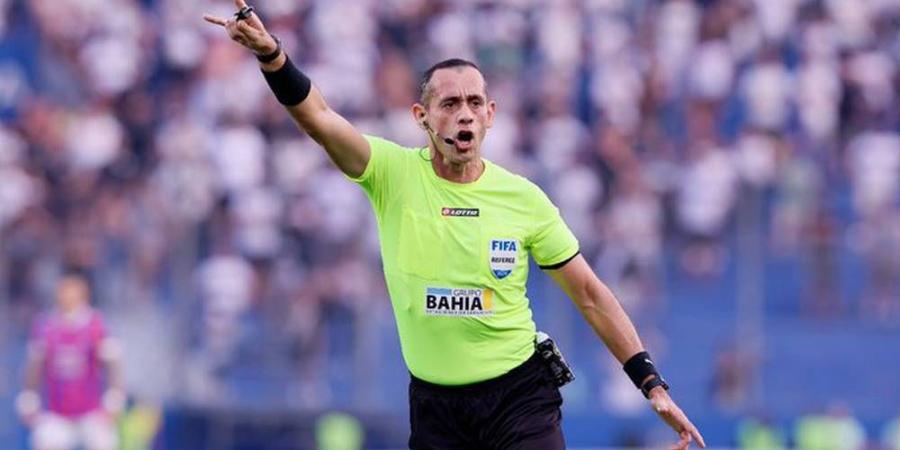 كأس العرب/ الحكم الباراغوياني "خوان غابرييل بينيتيز" يقود مواجهة المغرب وعمان