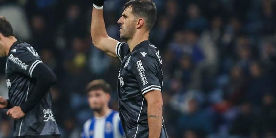 بورتو يودّع كأس البرتغال بعد خسارة مثيرة أمام فيتوريا جيماريش