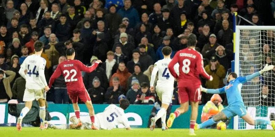 في غياب صلاح.. ليدز يخطف تعادلًا مثيرًا أمام ليفربول بثلاثية لكل فريق