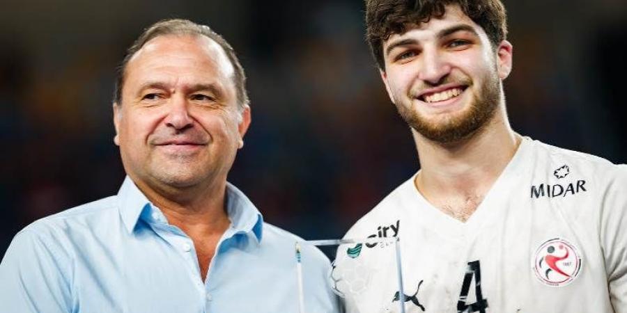 الأهلي يتوصل لاتفاق مع سبورتنج بشأن نجم منتخب شباب اليد