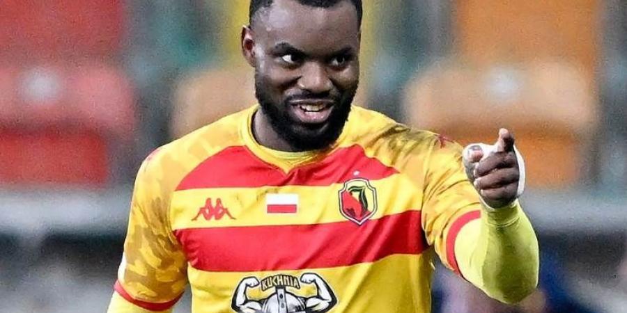 نادي بولندي يقترب من خطف صفقة الأهلي المحتملة لتدعيم الهجوم