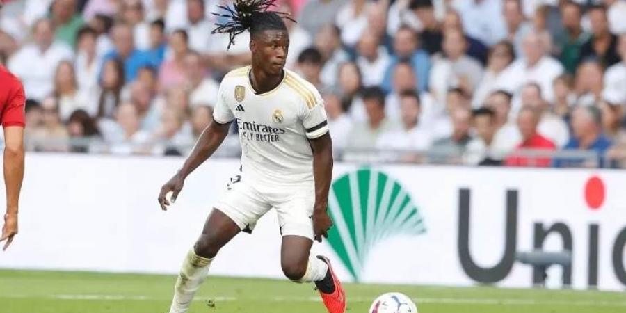 كامافينجا يرد الجميل لأنجولا بأكاديمية كروية.. ويعلق: علينا الفوز على زيمبابوي بكأس الأمم