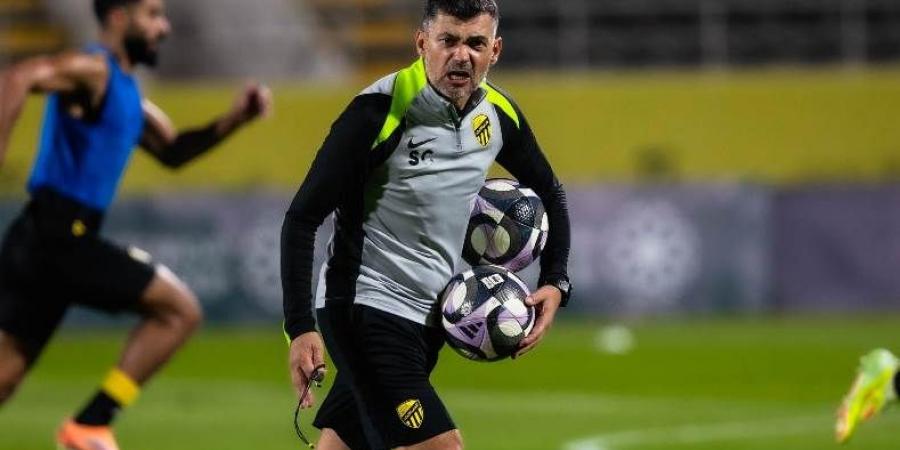 كونسيساو يستقر على تشكيل اتحاد جدة في موقعة الشباب