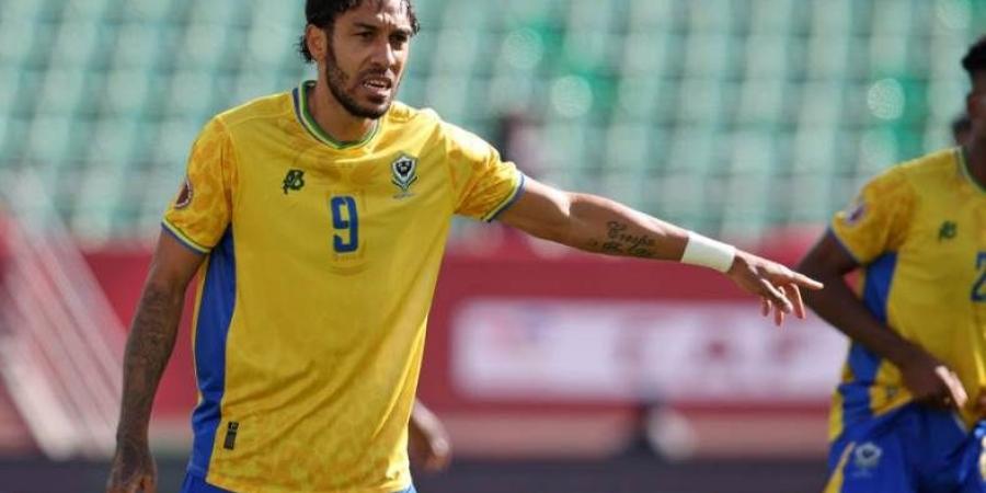 الحكومة الجابونية توقف نشاط المنتخب بعد وداع أمم إفريقيا.. وصدمة لأوباميانج