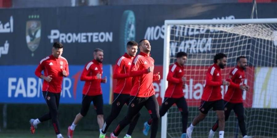 بيكهام يبدأ المشاركة التدريجية وطاهر ينتظم في تدريبات الأهلي الجماعية