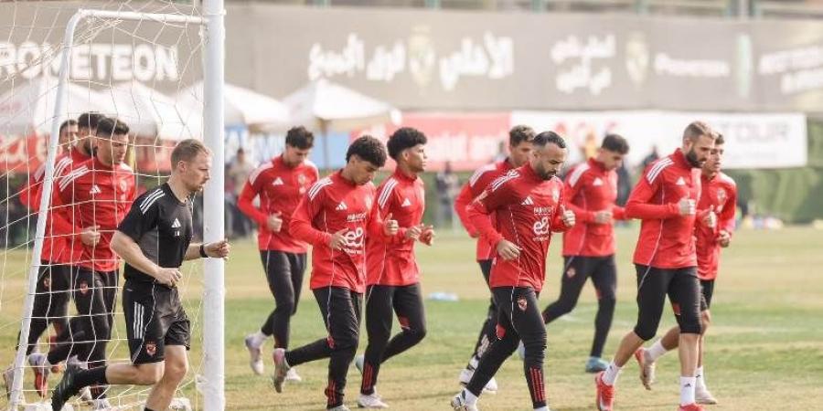 ثلاثي الأهلي أفشة وعبد القادر وشريف يخضعون لبرنامج تأهيلي