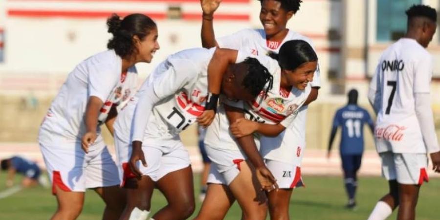 انقطاع محترفات الزمالك عن تدريبات فريق الكرة النسائية.. وشرط للعودة (خاص)