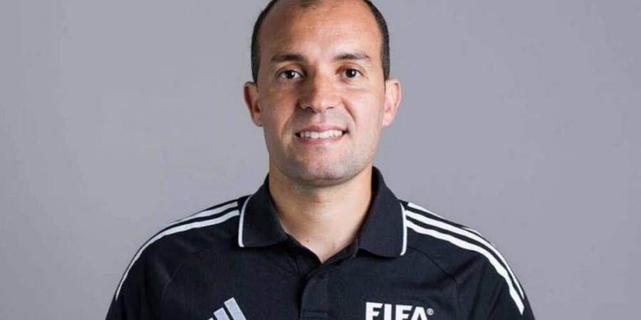 "الكاف" يعين الفارق ضمن الطاقم التحكيمي لمباراة السنغال ومالي في ربع نهائي "الكان"