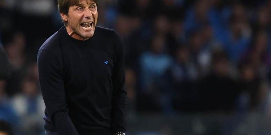 كونتي يُطرد في قمة سان سيرو بعد احتجاجات غاضبة على ركلة جزاء لإنتر