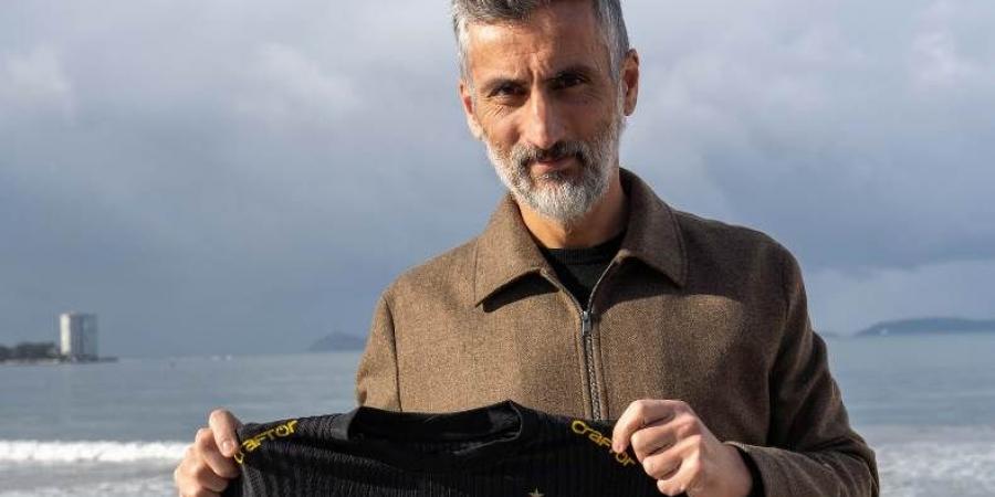 أيك السويدي يعلن تعيين الإسباني ريبيرو لتولي القيادة الفنية حتى 2028