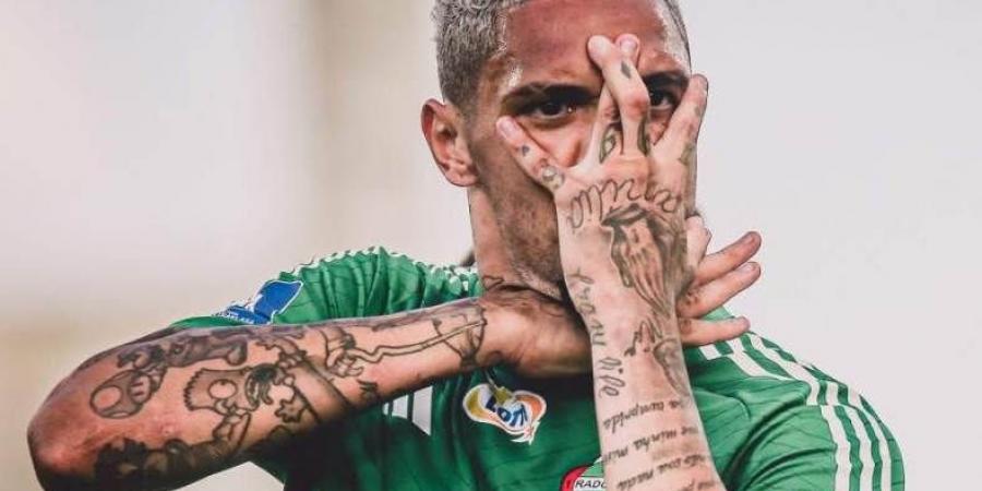 مصدر مقرب من اللاعب: بيدرو هنريكي قد يرفض عرض بيراميدز