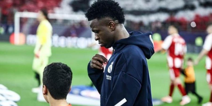 فينيسيوس جونيور تحت الضغط في ريال مدريد بين التجديد وتوتر العلاقة مع الجماهير