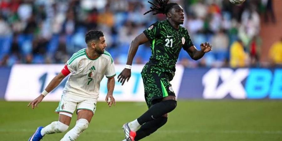 إيقافات وغرامات بالجملة على الجزائر بسبب مباراة نيجيريا في أمم إفريقيا