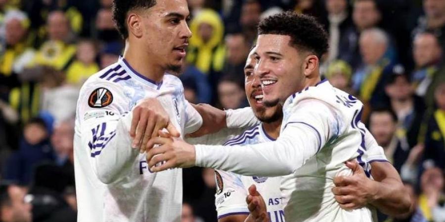 سانشو يقود أستون فيلا للتأهل إلى دور الـ 16 من الدوري الأوروبي بعد الفوز على فناربخشة