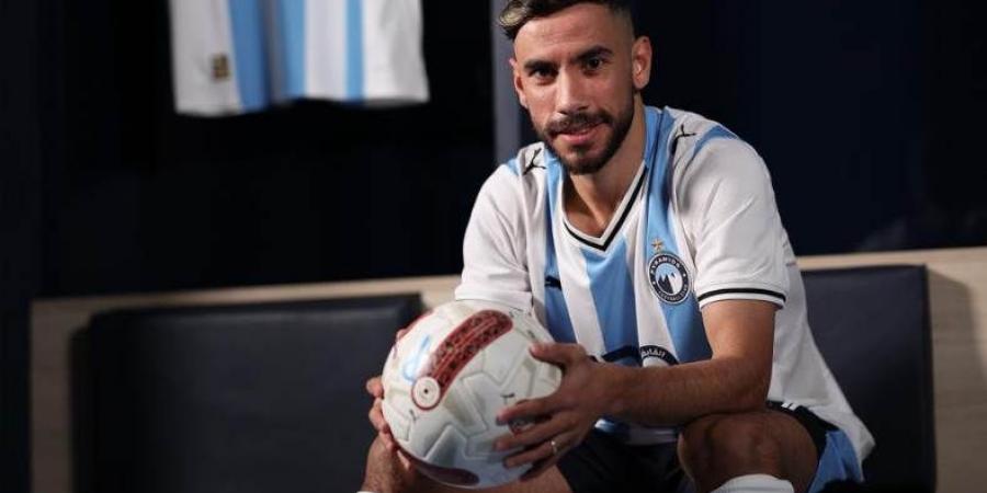 بيراميدز يُعلن قيد حامد حمدان وناصر ماهر محليا وأفريقيا.. والأخير يلحق بالفريق في المغرب