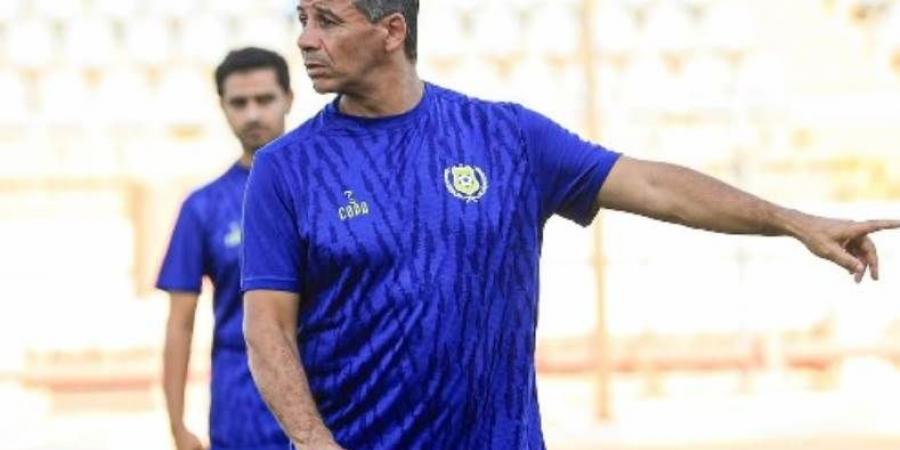 ميلود حمدي يتقدم باستقالته من تدريب الإسماعيلي