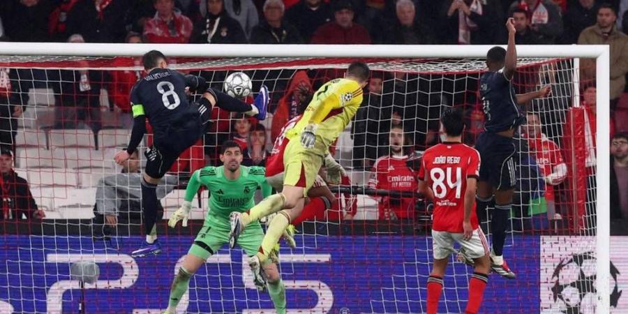 نظام "دوري الأبطال يُرينا العجب".. ريال مدريد قد يواجه بنفيكا مرة أخرى في البلاي أوف!
