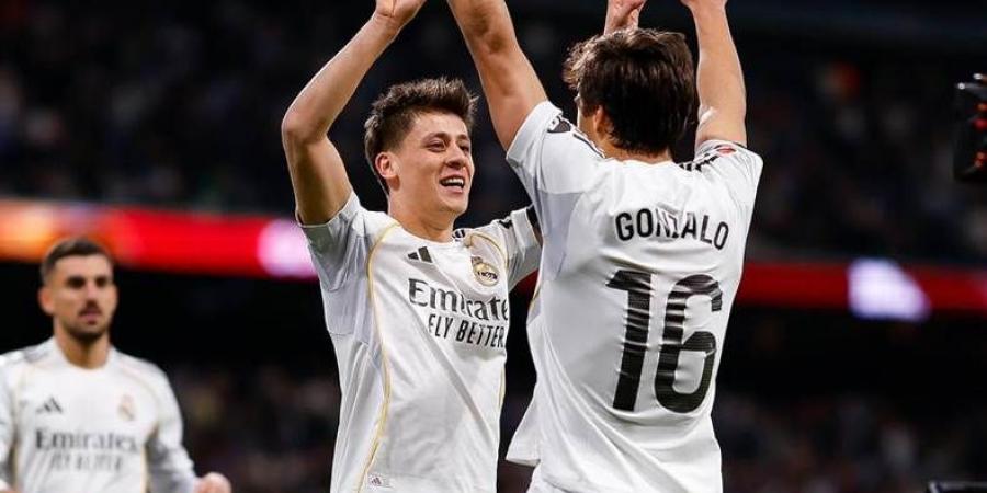 ريال مدريد ميزتين حاسمتين في دوري الأبطال والملحق يعقّد الطريق محليًا وأوروبيًا (تقرير)
